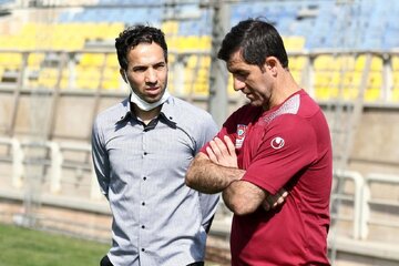 دستهایی در کار است تا پرسپولیس قهرمان نشود دستهایی در کار است تا پرسپولیس قهرمان نشود