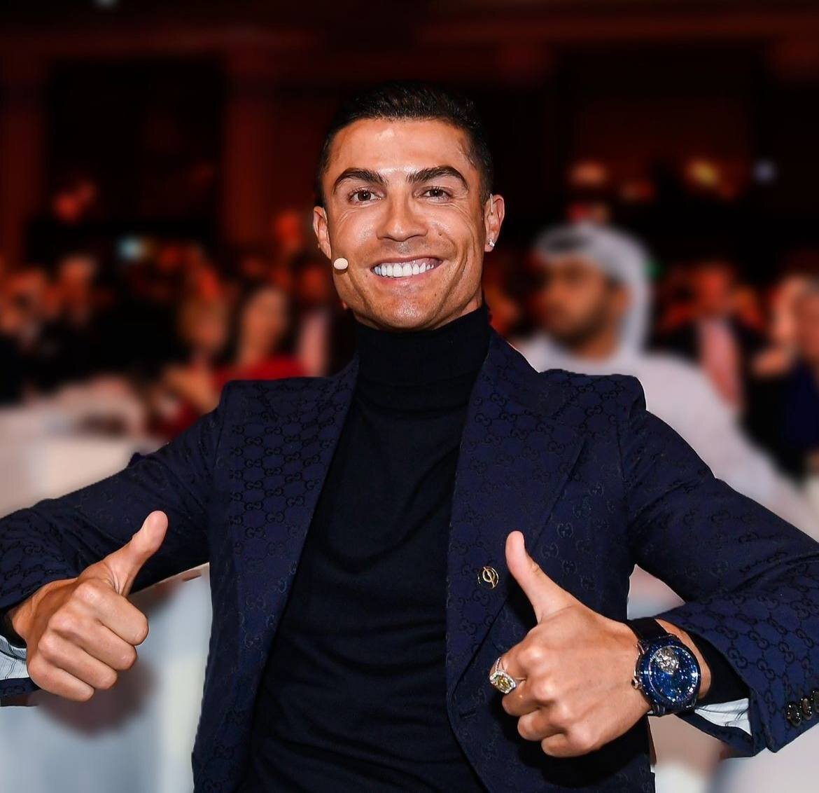 عکس| ساعت ۵۰ میلیاردی رونالدو در مراسم گلوب ساکر