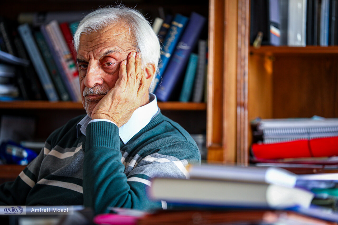 هاشمی طباء: قالیباف رئیس جمهوری بهتر از رئیسی نمیشد/ناطق نوری فدایی نظام است /به یک نفر ۳ میلیارد دلار می دهند اما برای دارو ارز نیست