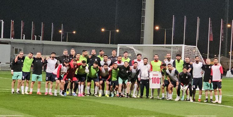 عکس| جشن " صد " یک بازیکن با عبور از تونل وحشت