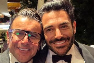 عکس | استایل محمدرضا گلزار در حین عیادت از امین حیایی در بیمارستان