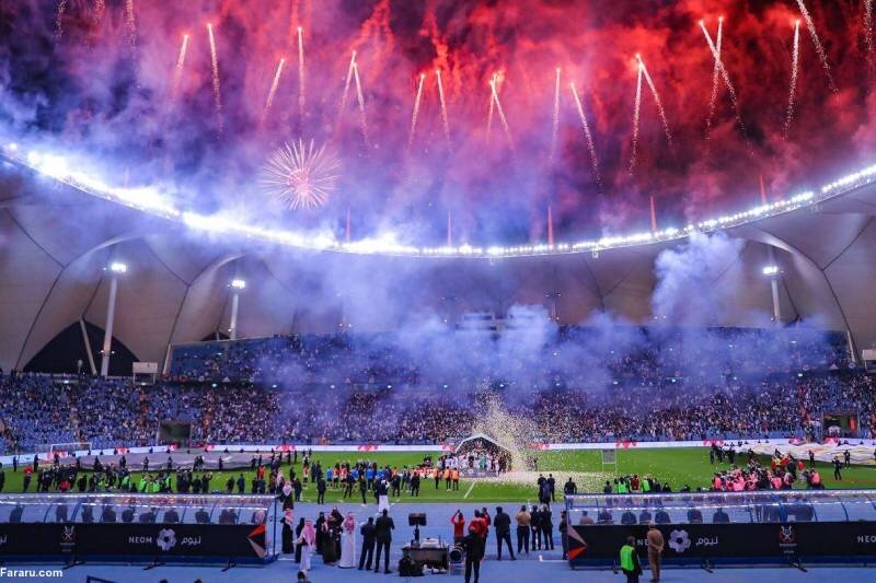 ببینید | آتش‌بازی و نورپردازی زیبای استادیوم «اول پارک» شهر ریاض