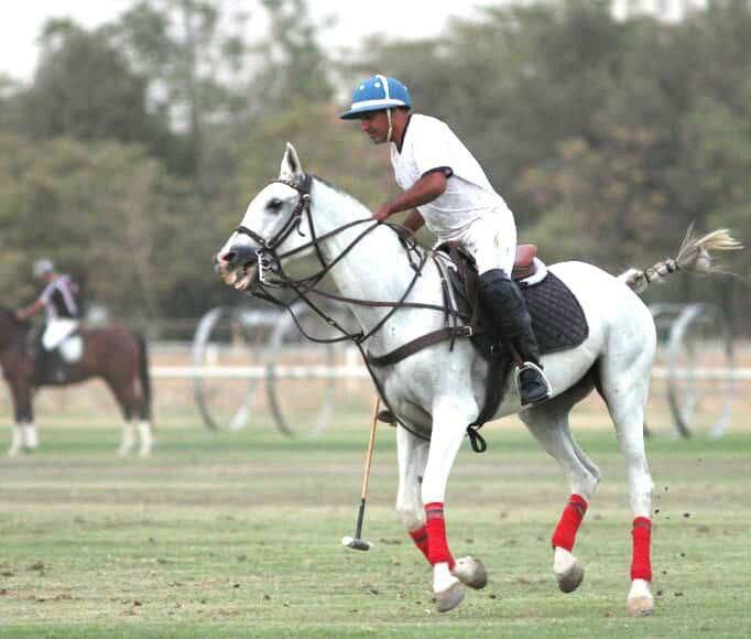 ملی پوش چوگان: به خانهام راهم نمیدهند