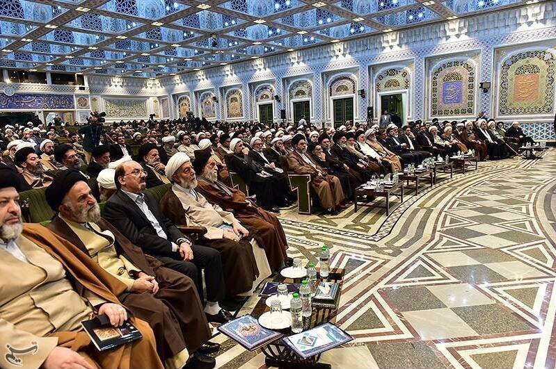 زیستن با کتاب