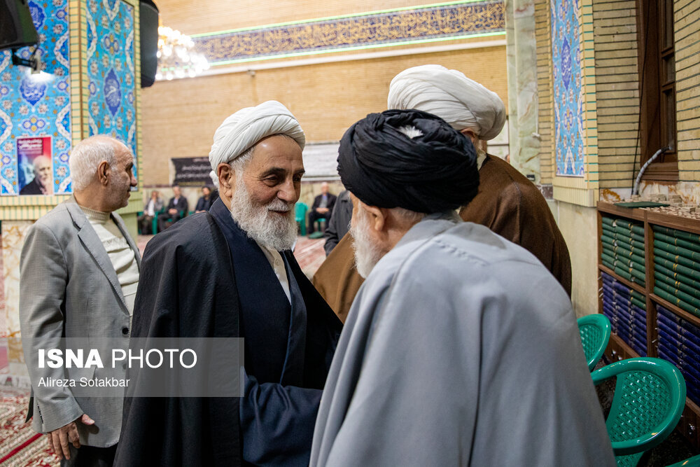 حضور ناطق نوری در مراسم ختم فرزند آیتالله طالقانی/ معاون دفتر رهبری هم آمد +عکس