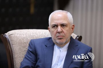 دیدار وزیر امور خارجه به همراه وزرای امور خارجه سابق جمهوری اسلامی ایران با دکتر علی اکبر ولایتی