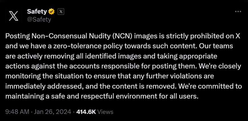 X غرق در عکسهای غیراخلاقی خواننده زن آمریکایی!