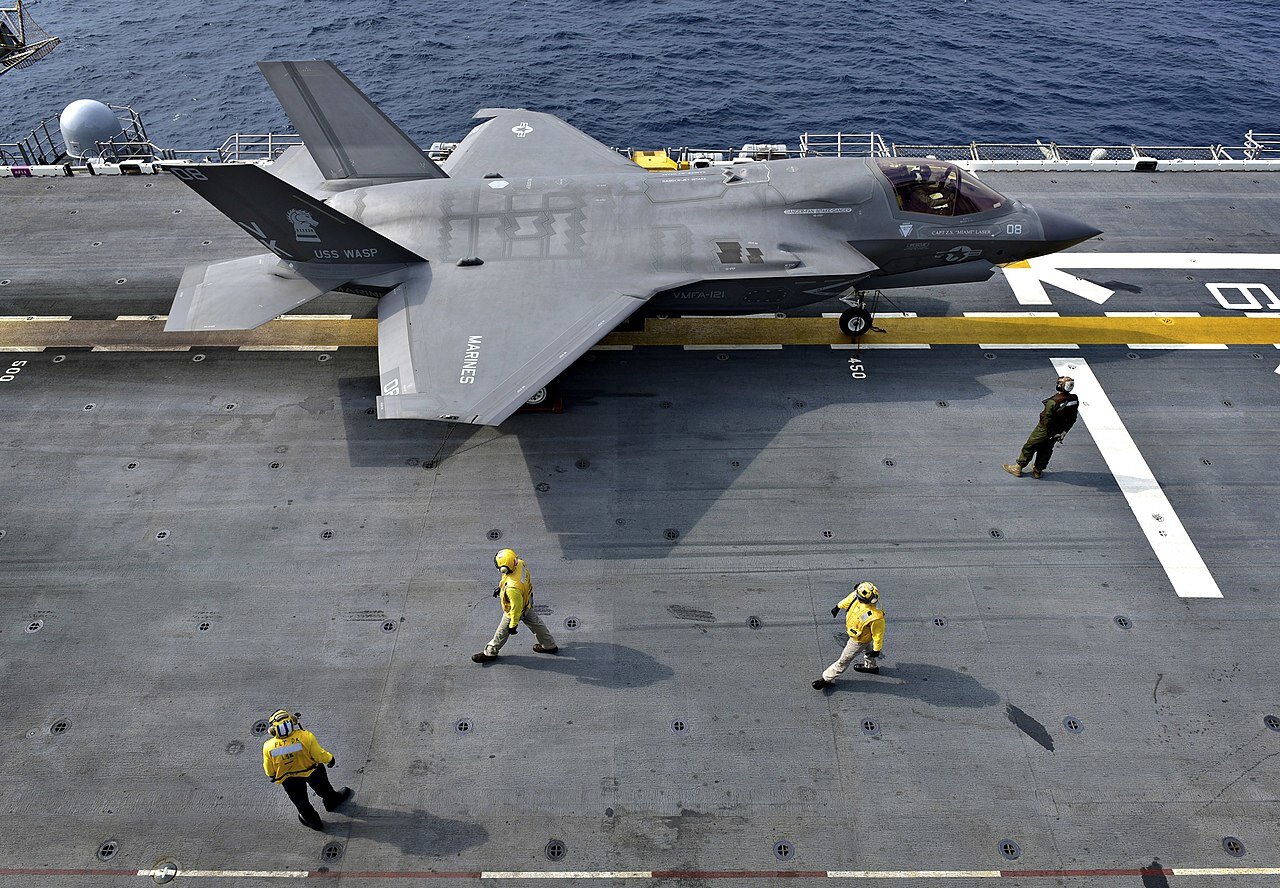 ارتشی از این جنگنده آمریکایی راهی یونان شدند/ عکس