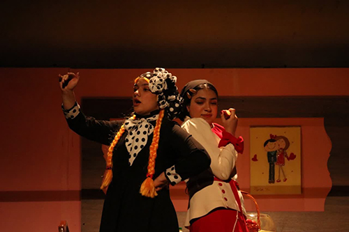 خانه پاکیزه در تئاتر شهر سمنان