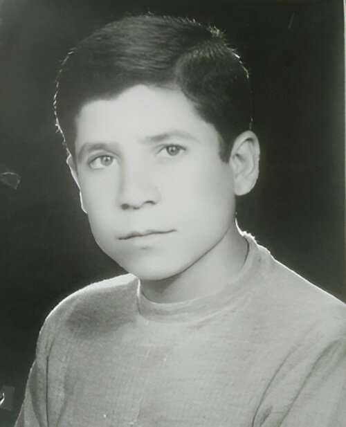 شبی نفسگیر که با اعلامیهها در کانال آب پنهان شد/ این شهید در ۹ سالگی پرونده مبارزات سیاسی داشت +عکس