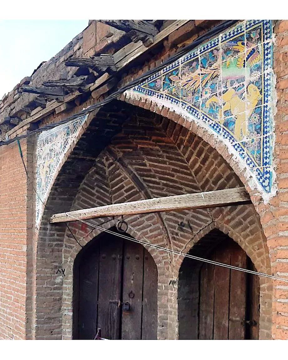 «دوغاب با مرمت آبدوغی؟»/ واکنش یک فعال میراث فرهنگی به مرمت یک اثر تاریخی/ عکس