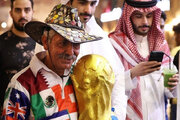 ببینید | هوادار معروف ایرانی در قطر: بریم و جام را بگیریم!
