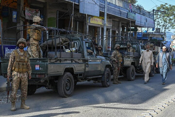 حملات به نیروهای امنیتی پاکستان ۵ کشته برجای گذاشت