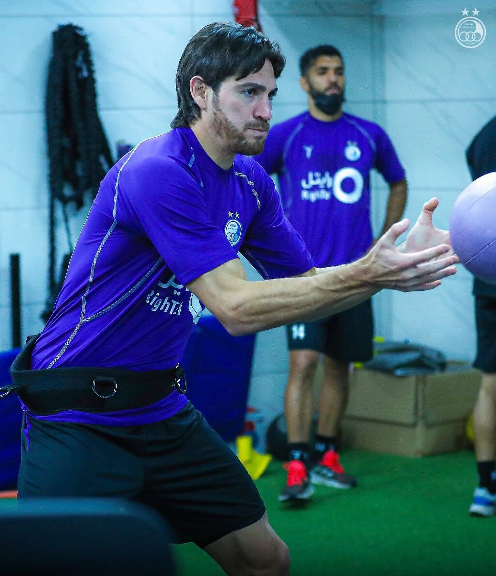 عکس| تغییر چهره متفاوت ستاره استقلال در تعطیلات