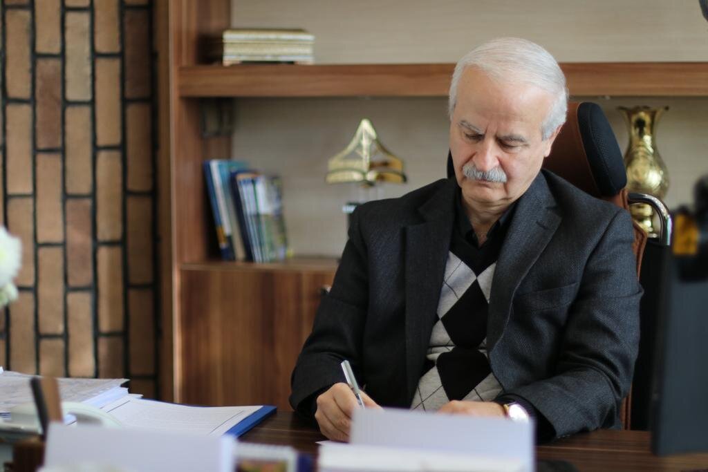 ۱۵ شب کشیک در ماه؛ آموزش یا کار ارزان؟/ «درآمد یک پزشک متخصص طرحی در ایران کمتر از یک آرایشگر است»