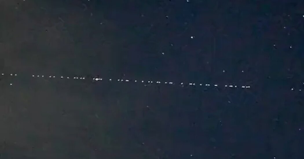 نورهای عجیبی که دیشب در آسمان پدیدار شدند!/ عکس