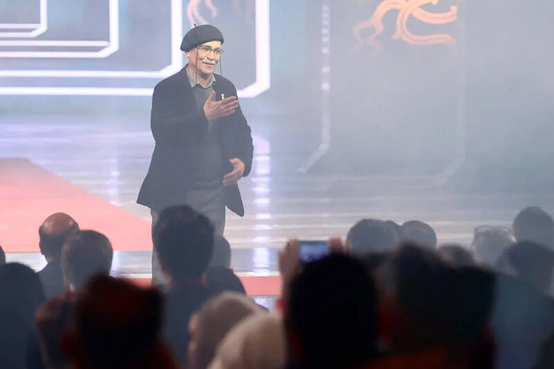 طنز تلخ و سیاه روی صحنه*