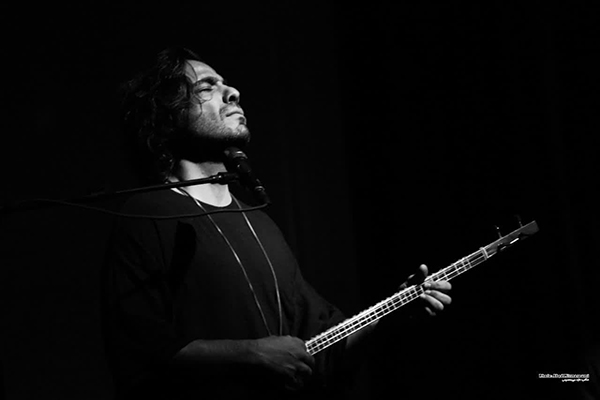 نوای ساز علی قمصری و سهراب پورناظری در سمنان