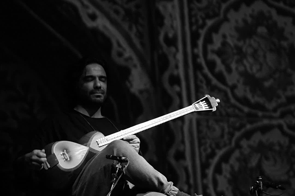 نوای ساز علی قمصری و سهراب پورناظری در سمنان