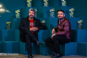 نشست خبری فیلم سینمایی «صبحانه با زرافه‌ها» امروز ۱۳ بهمن‌ ماه در سومین روز از چهل‌ودومین جشنواره فیلم فجر برگزار شد.