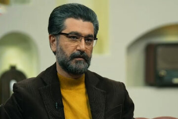 عکس | قاب عاشقانه امیرحسین مدرس و همسرش