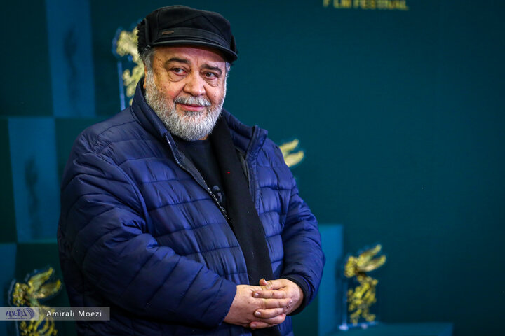 نشست خبری فیلم سینمایی «صبحانه با زرافه‌ها» امروز ۱۳ بهمن‌ ماه در سومین روز از چهل‌ودومین جشنواره فیلم فجر برگزار شد.