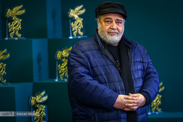 نشست خبری فیلم سینمایی «صبحانه با زرافه‌ها» امروز ۱۳ بهمن‌ ماه در سومین روز از چهل‌ودومین جشنواره فیلم فجر برگزار شد.