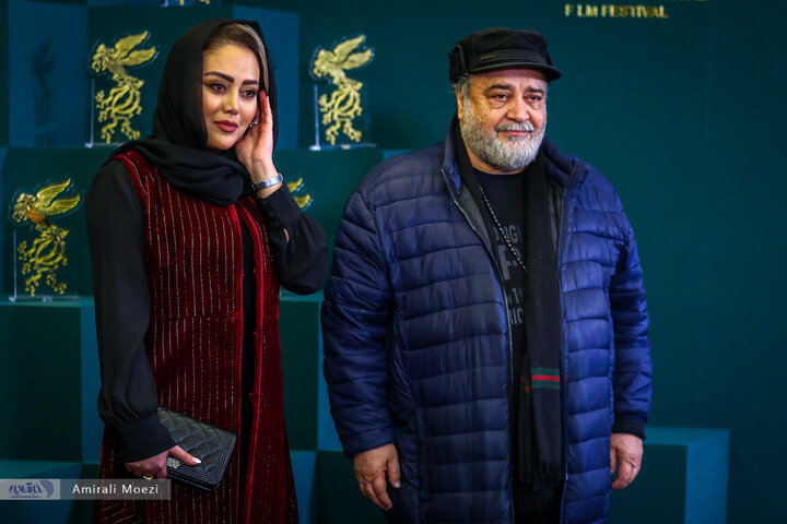 نشست خبری فیلم سینمایی «صبحانه با زرافه‌ها» امروز ۱۳ بهمن‌ ماه در سومین روز از چهل‌ودومین جشنواره فیلم فجر برگزار شد.