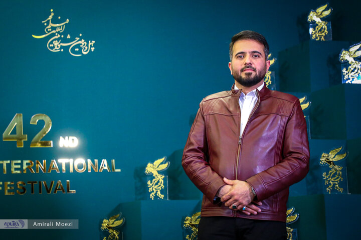 نشست خبری فیلم سینمایی «صبحانه با زرافه‌ها» امروز ۱۳ بهمن‌ ماه در سومین روز از چهل‌ودومین جشنواره فیلم فجر برگزار شد.