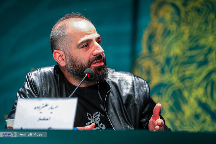 نشست خبری فیلم سینمایی «صبحانه با زرافه‌ها» امروز ۱۳ بهمن‌ ماه در سومین روز از چهل‌ودومین جشنواره فیلم فجر برگزار شد.