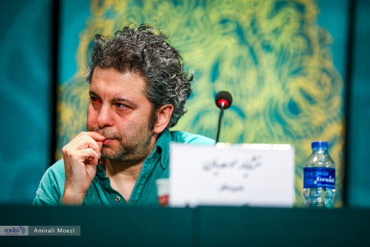 نشست خبری فیلم سینمایی «صبحانه با زرافه‌ها» امروز ۱۳ بهمن‌ ماه در سومین روز از چهل‌ودومین جشنواره فیلم فجر برگزار شد.