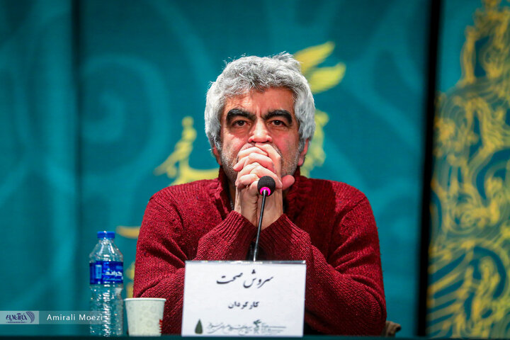 نشست خبری فیلم سینمایی «صبحانه با زرافه‌ها» امروز ۱۳ بهمن‌ ماه در سومین روز از چهل‌ودومین جشنواره فیلم فجر برگزار شد.