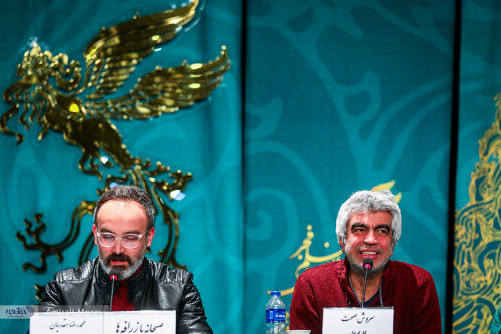 نشست خبری فیلم سینمایی «صبحانه با زرافه‌ها» امروز ۱۳ بهمن‌ ماه در سومین روز از چهل‌ودومین جشنواره فیلم فجر برگزار شد.