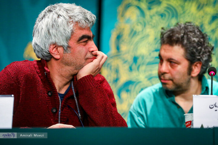 نشست خبری فیلم سینمایی «صبحانه با زرافه‌ها» امروز ۱۳ بهمن‌ ماه در سومین روز از چهل‌ودومین جشنواره فیلم فجر برگزار شد.