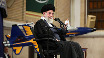 قائد الثورة الإسلامية يوافق على العفو وتخفيف العقوبة عن 2827 مدانا