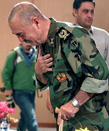 فرمانده ارتش ایران که در انگلستان همکلاس صدام بود /او گوش یک مزدور عراقی را برای صدام هدیه فرستاد