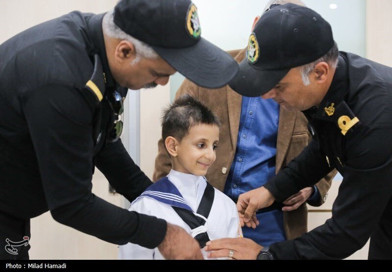 فرمانده بلندپایه ارتش، این کودک را سورپرایز کرد +تصاویر