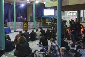 عکس عجیب از سخنرانی سعید جلیلی /تعداد دوربین ها بیشتر از حاضران نشست بود!