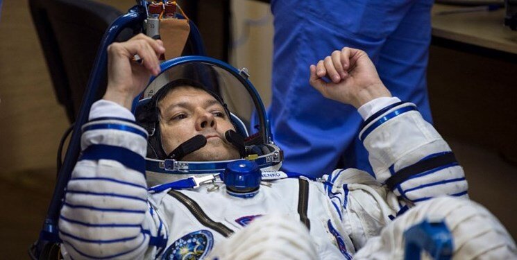 - فضانورد روس رکورد شکست زیرنویس