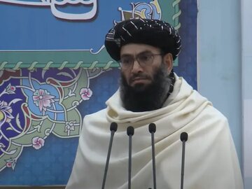 طالبان: میخواهیم با چادر انداختن بر سر زنان به آنها عزت دهیم طالبان: میخواهیم با چادر انداختن بر سر زنان به آنها عزت دهیم