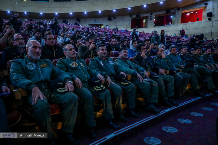 فوتوکال و نشست خبری فیلم سینمایی آسمان غرب