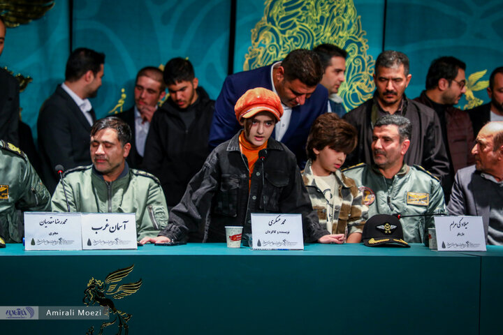 فوتوکال و نشست خبری فیلم سینمایی آسمان غرب