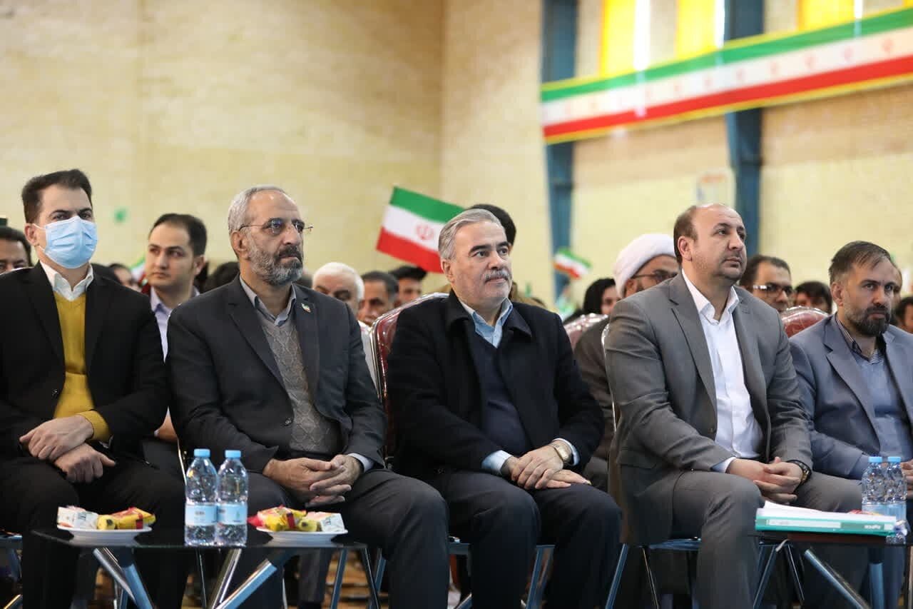 ۹۰۰ خانواده اصفهانی صاحب خانه شدند/تامین ۴۰ هزار واحد مسکونی در قالب شهرهای جدید