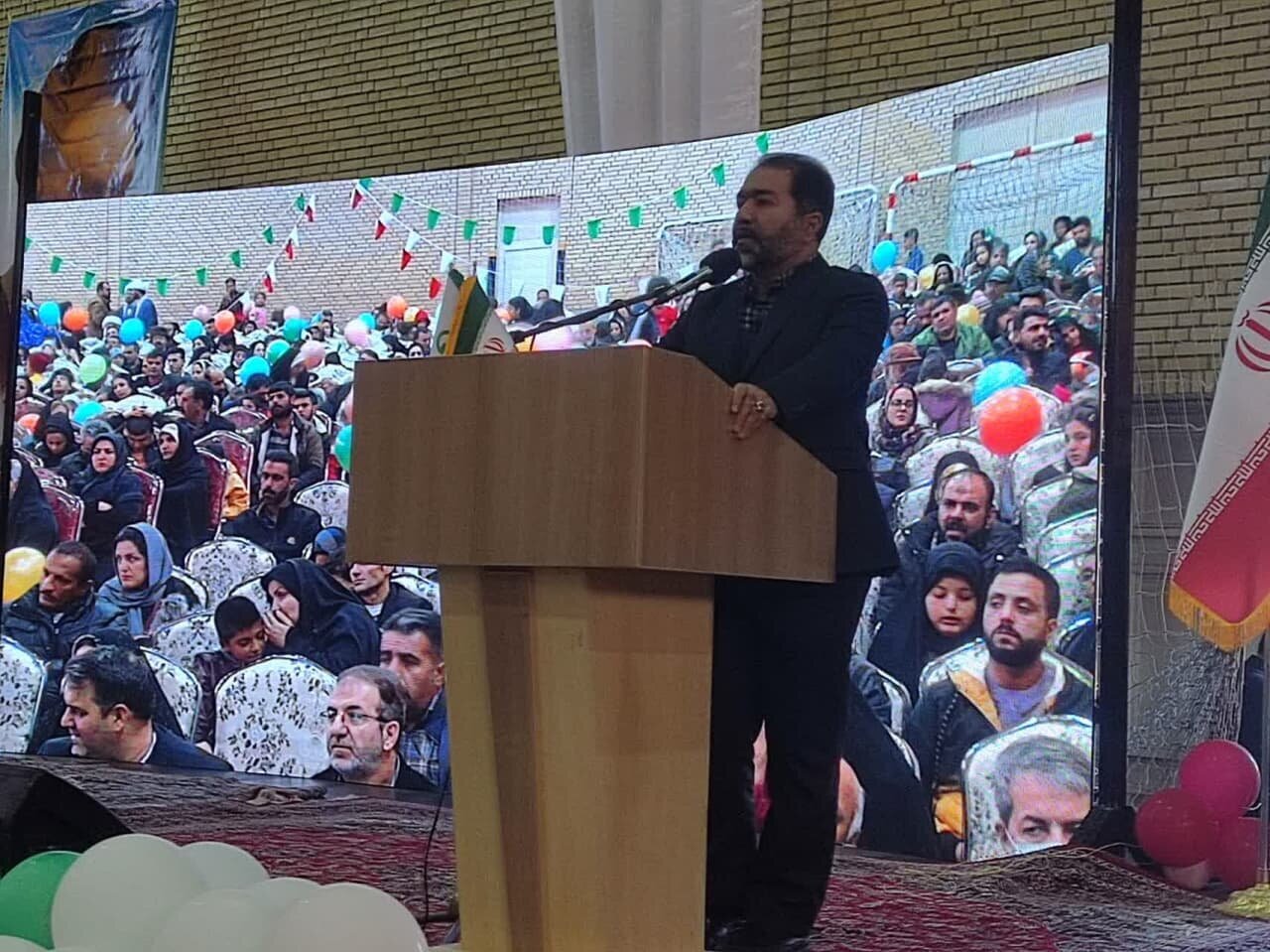 ۹۰۰ خانواده اصفهانی صاحب خانه شدند/تامین ۴۰ هزار واحد مسکونی در قالب شهرهای جدید