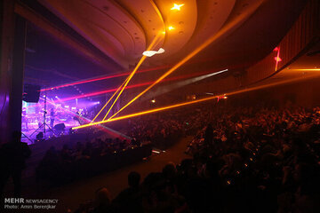 قیمت بلیتها کاهش یافت / معرفی پاپ خوانهای جشنواره سیونهم