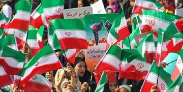 هادی خامنهای به مراسم 22 بهمن آمد / علی مطهری و پورمحمدی هم بودند + عکس