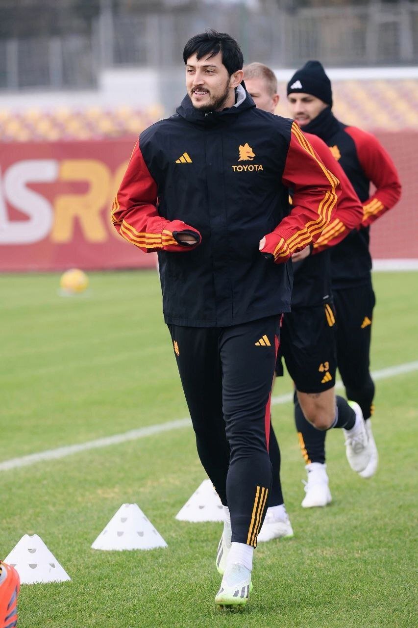 عکس| بازگشت فوری سردار به رم؛ آماده برای بازی بزرگ!