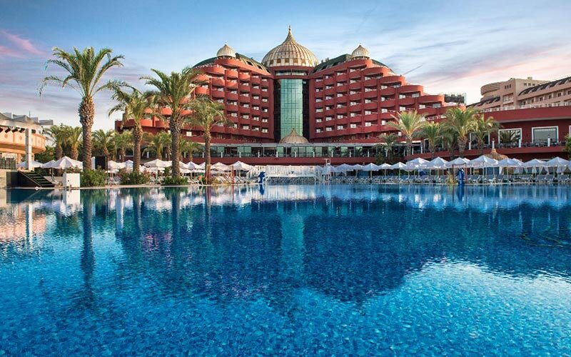 گزینه های مناسب رزرو هتل در آنتالیا، منطقه لارا