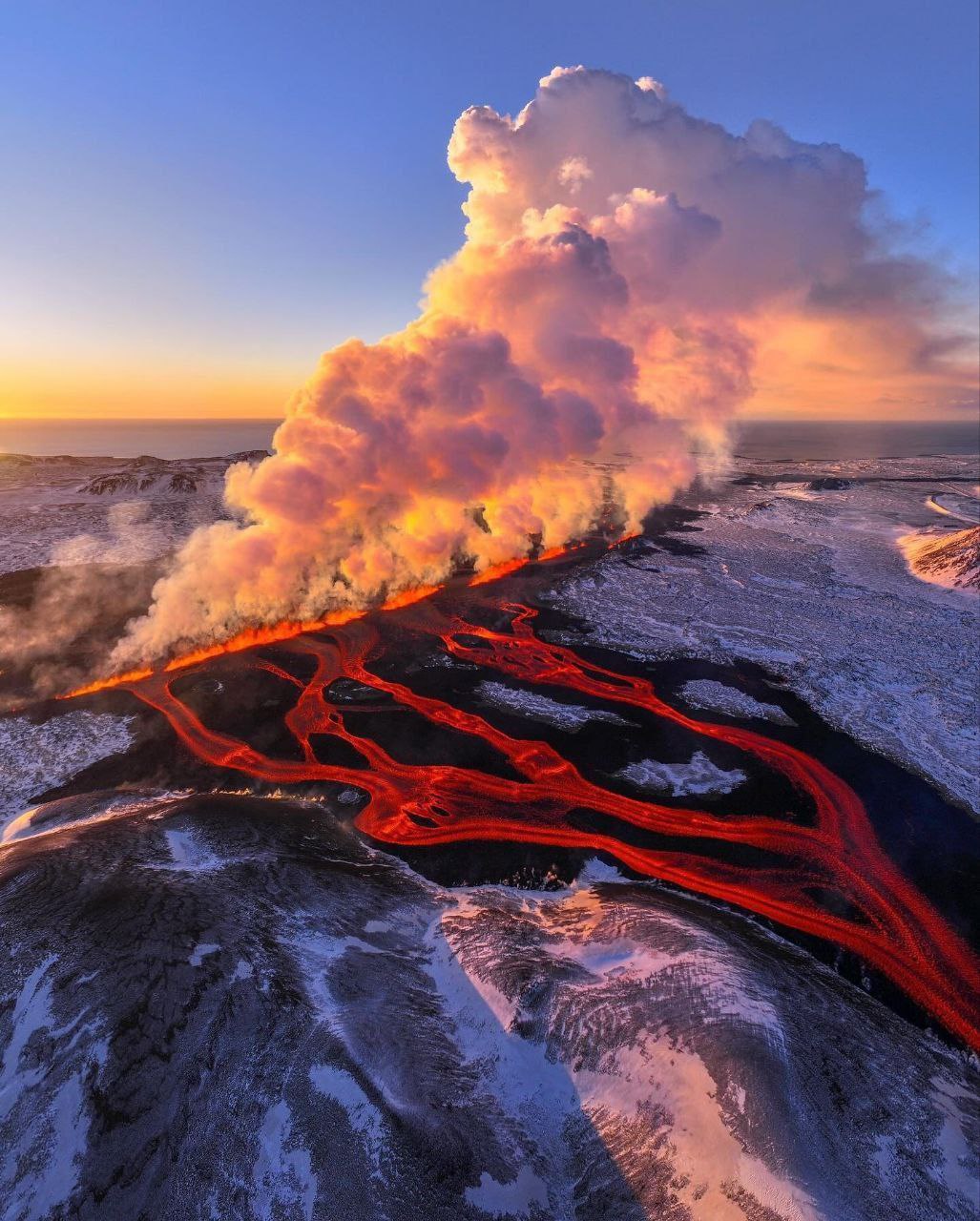تصاویر جالب از فوران آتشفشان در ایسلند/ عکس