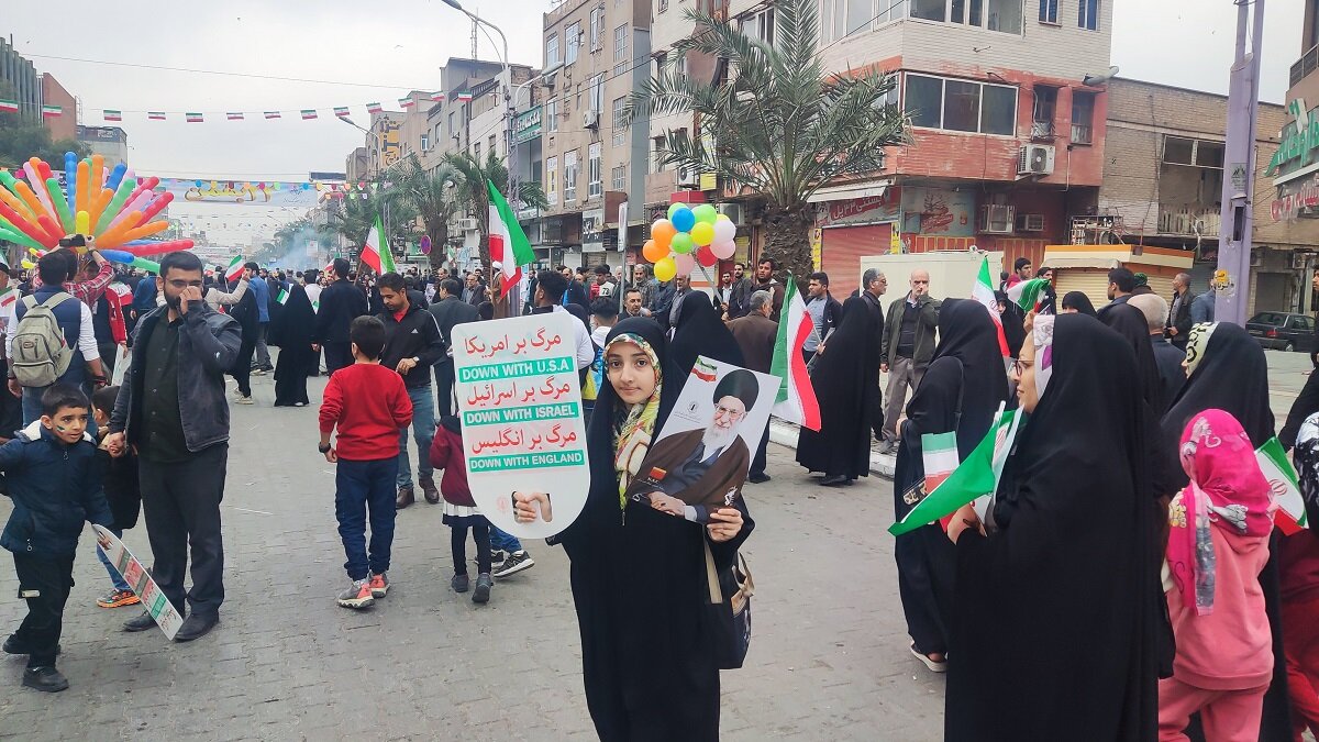 ندای الله اکبر در اهواز طنین انداز شد / راهپیمایی 22 بهمن با شکوه هر چه بیشتر برگزار شد+گزارش تصویری